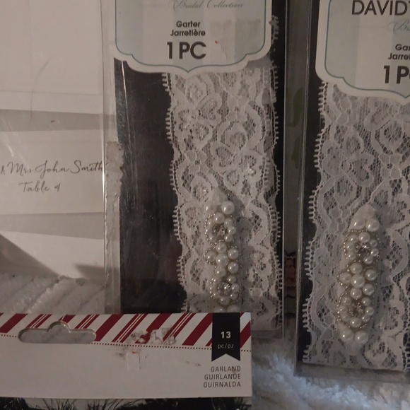 Wedding bundle, consists of 2 garters, invite cards, shower & reserve etc - Picture 2 of 4